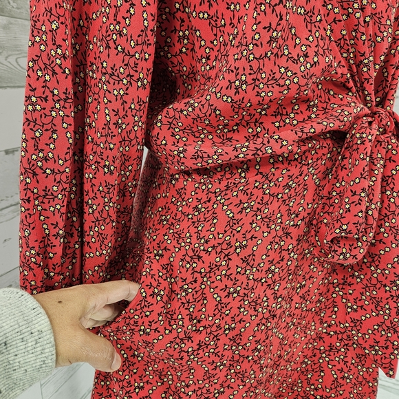 Free People Red Floral Tie-Front Tunic - Picture 7 of 12